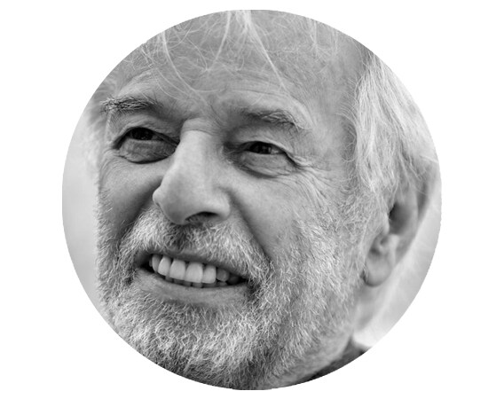 Alejandro Jodorowsky y su "Viaje esencial" Alejandro Jodorowsky y su "Viaje esencial"