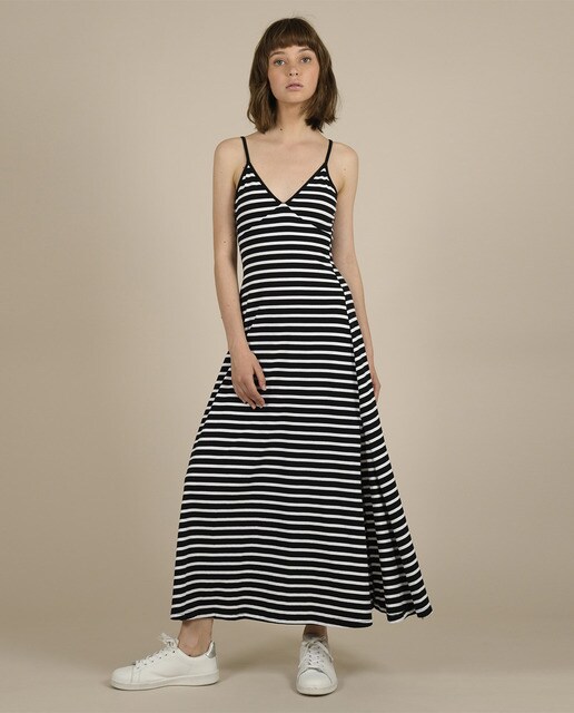 Vestido midi liso de tirantes