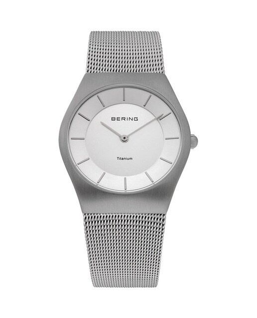 Reloj de mujer Bering 11935-000 CLASSIC con caja de Titanio y correa de malla