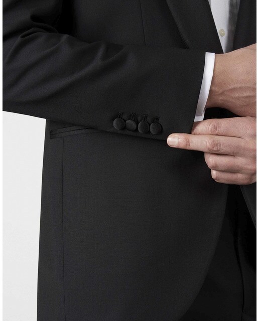 Chaqueta de hombre de esmoquin en color negro