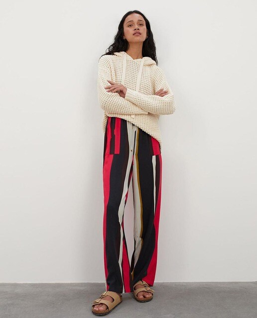 Pantalones de mujer anchos de rayas en fucsia