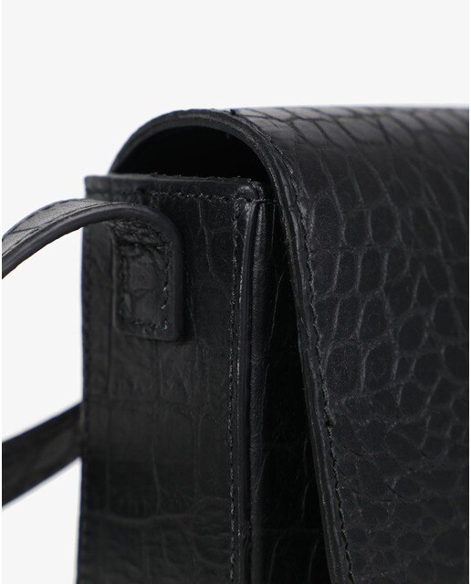 Bandolera de mujer Scalpers de piel estilo cocodrilo en negro
