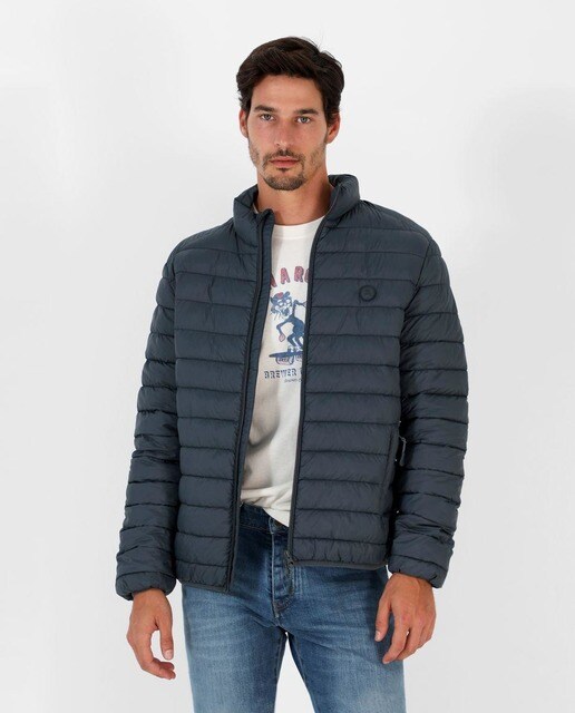 Chaqueta de abrigo de hombre acolchada en azul índigo