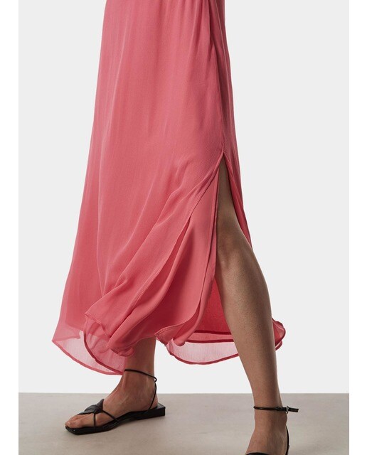 Vestido largo con transparencias