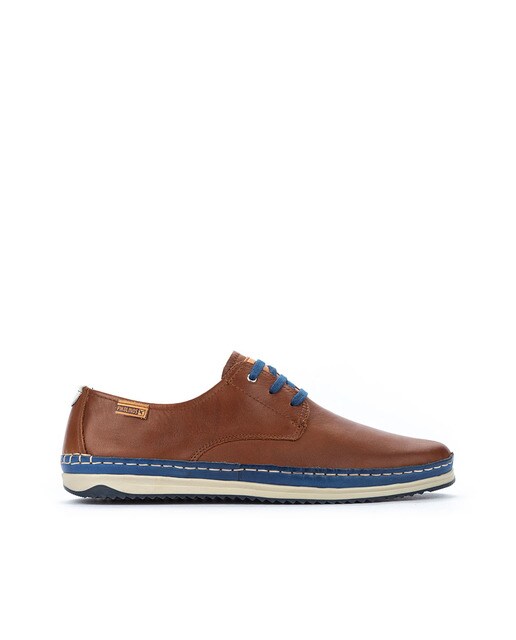 Zapatillas de piel de hombre Pikolinos con cordones en color marrón