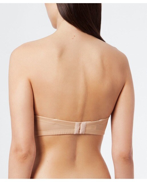 Sujetador sin tirantes con push up en nude