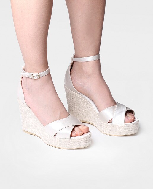 Alpargatas de cuña de mujer Toni Pons de raso en color blanco