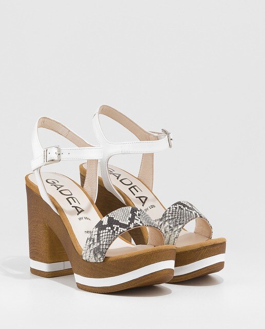 Sandalias de tacón de mujer Gadea de piel en color blanco