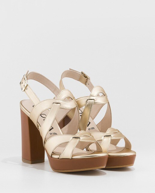 Sandalias de tacón de mujer Gadea de piel metalizada en color oro