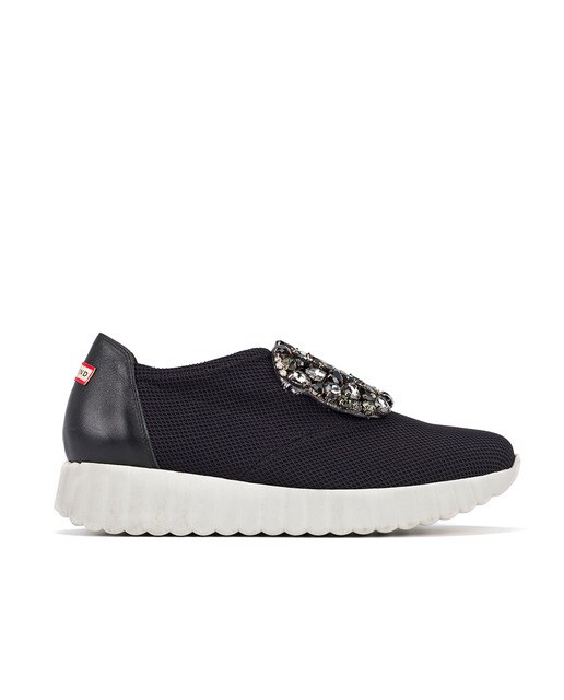 Zapatillas deportivas de mujer de Weekend by Pedro Miralles de tejido en negro