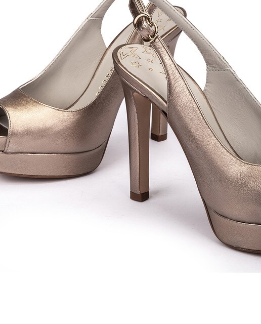 Peep toes de mujer de piel en color oro