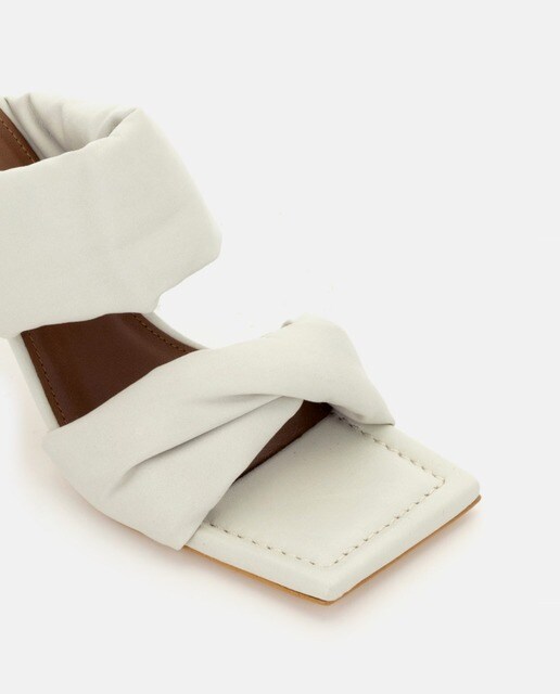 Sandalias de tacón de mujer Alohas Twist Strap de cuero en color blanco