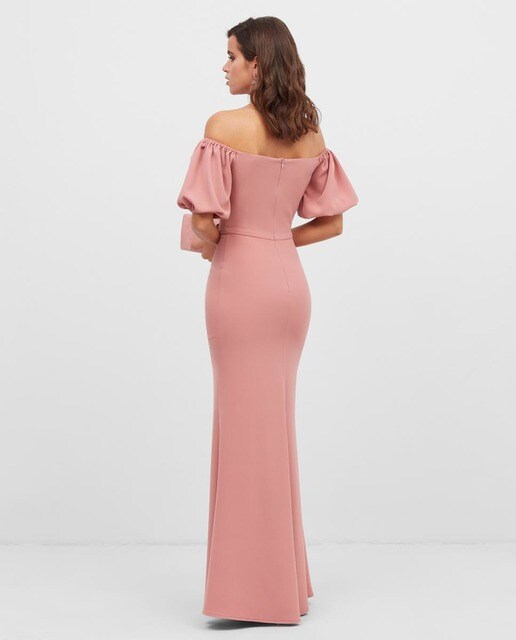 Vestido largo con escote bardot