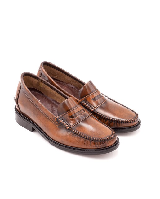 Mocasines de hombre con alza Masaltos de piel en color marrón