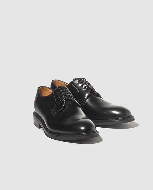 Bluchers de hombre Berwick de color negro con cordones