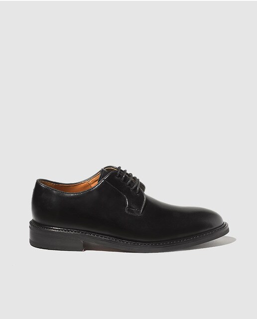 Bluchers de hombre Berwick de color negro con cordones