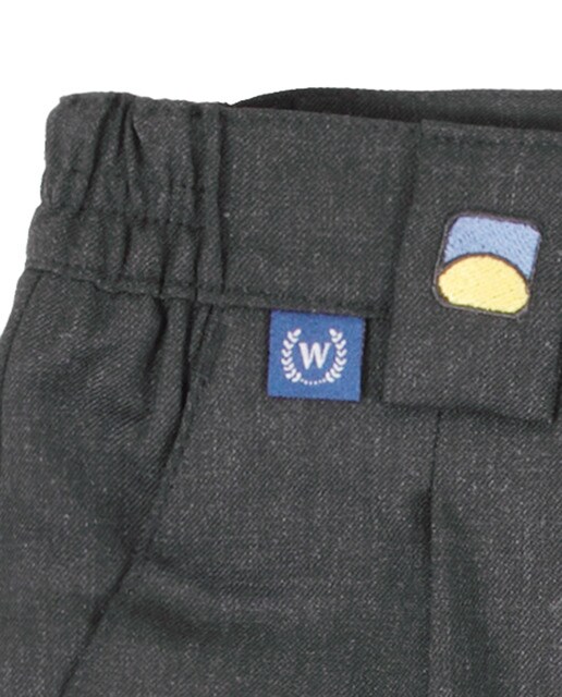 Bermuda de uniforme