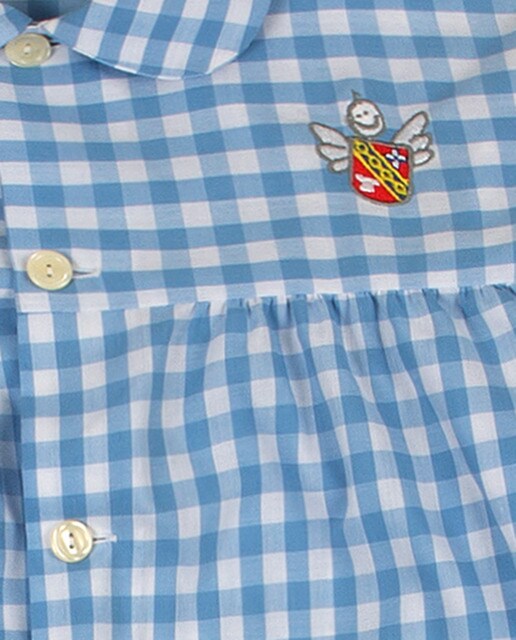 Baby de uniforme
