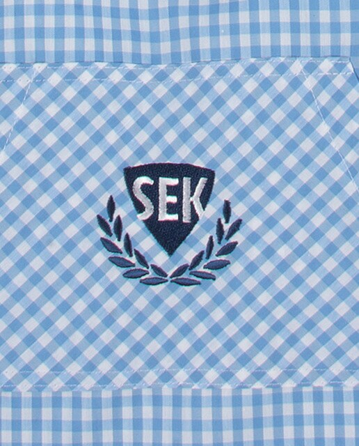Baby de uniforme