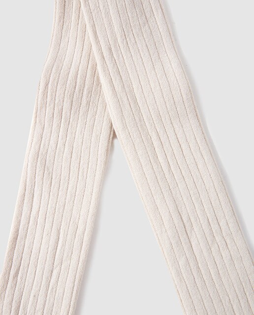 Leotardos de niña en beige