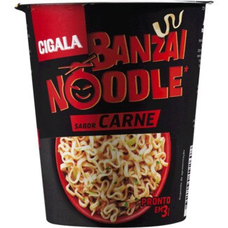 Cigala Banzai Noodles com Sabor a Carne embalagem 67 g
