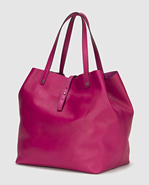 Shopping Sofía de piel en fucsia con asa media
