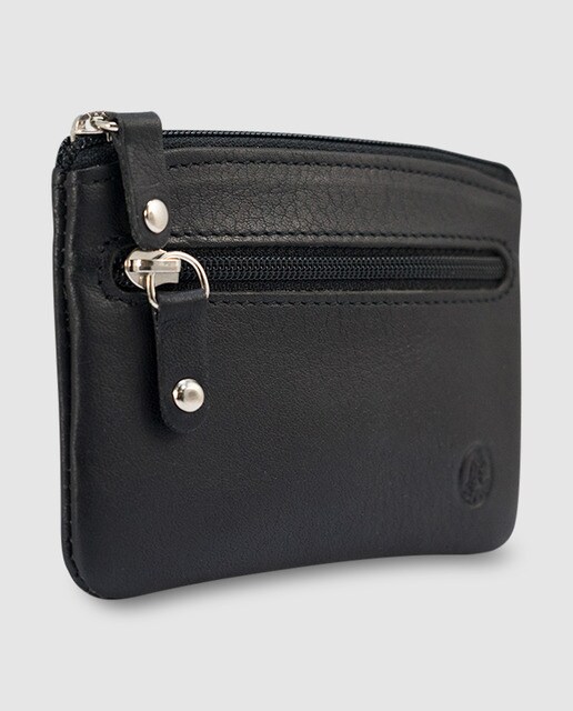 Monedero de piel en color negro con ventana para carnet