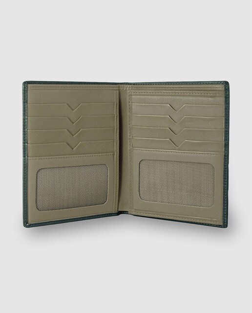 Cartera billetero de piel negra con interior verde
