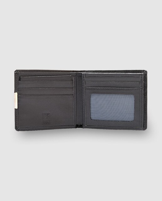 Billetero americano de piel negra con detalle plateado