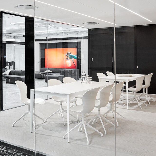 Mesa de comedor lacada Torino BoConcept