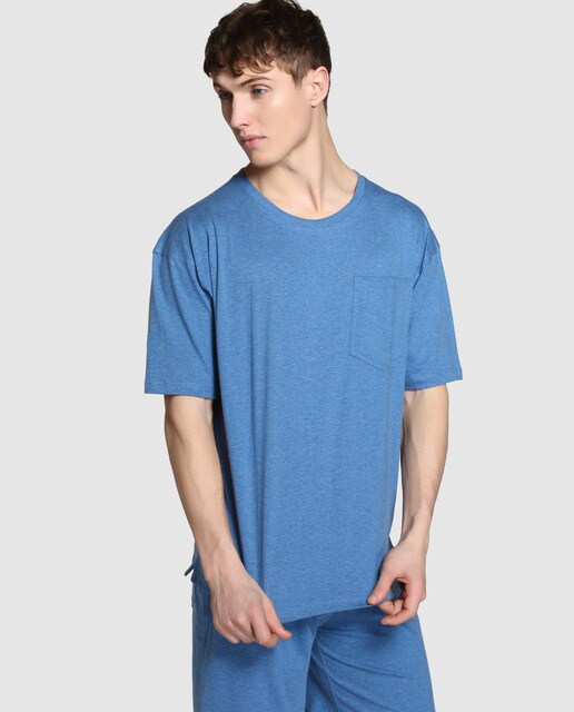 Camiseta de pijama de hombre azul con el cuello redondo