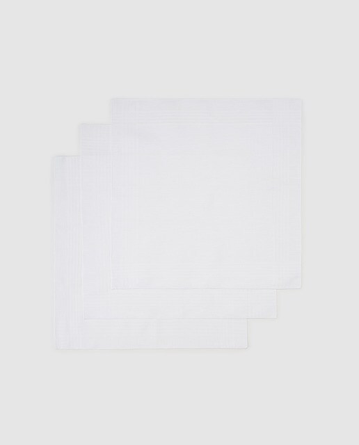 Set de tres pañuelos de lino blanco
