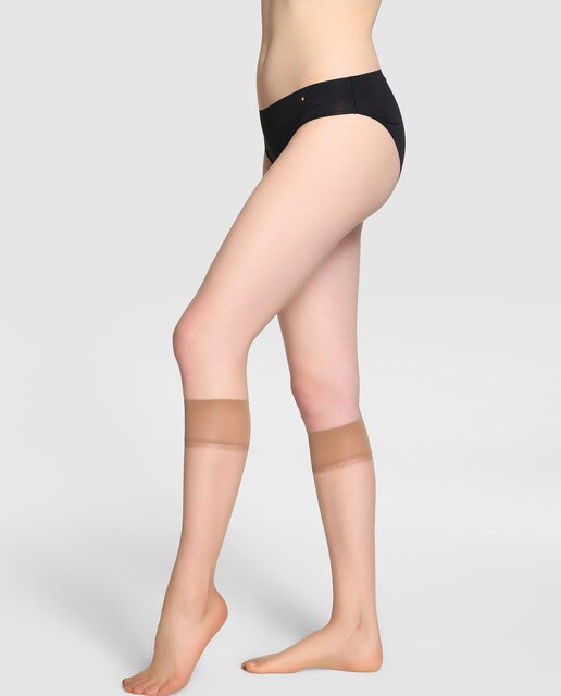 Minimedia de 12 deniers de mujer Falke transparente semimate