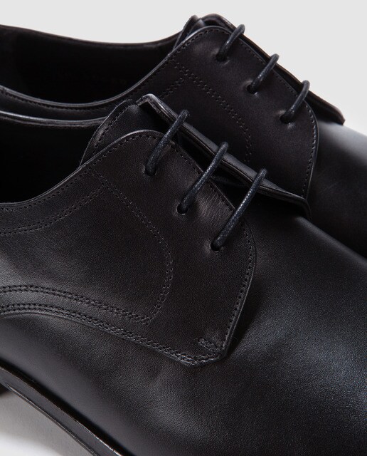Zapatos de cordones de hombre Calce de piel en color negro