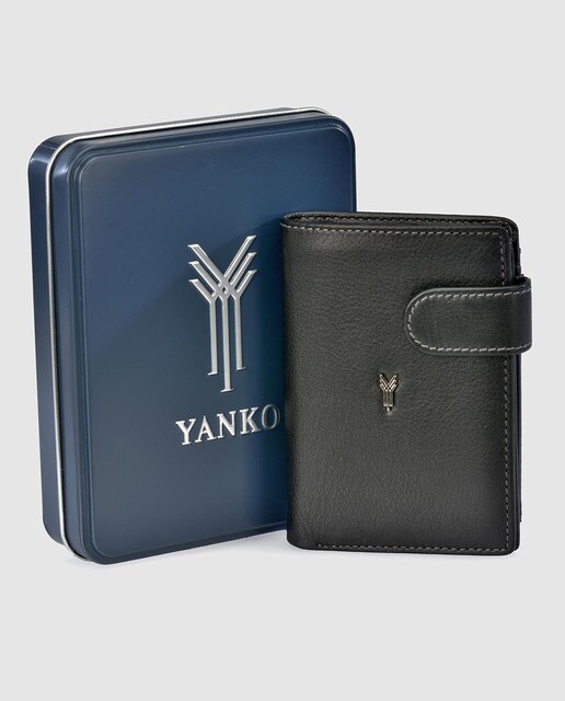 Cartera de hombre de piel en negro con broche
