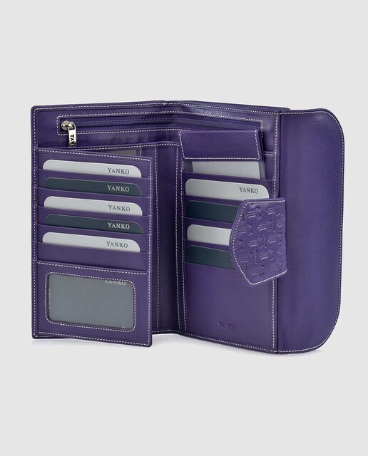 Cartera de mujer de piel en morado con logos