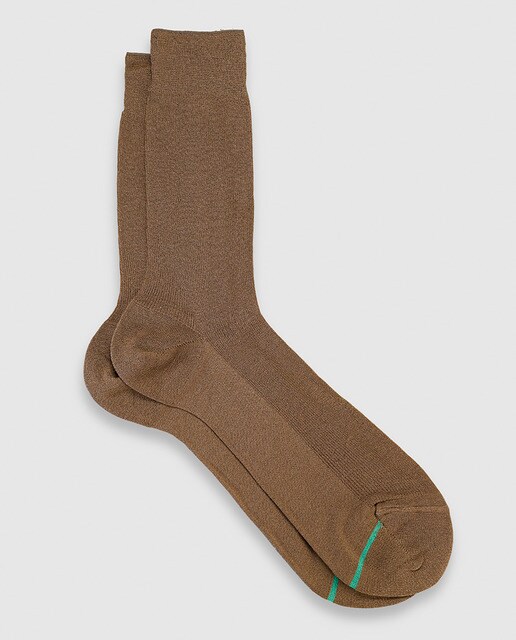 Calcetines de hombre Punto Blanco antitranspirante. Hecho en España.