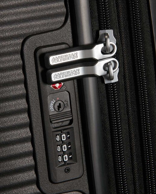 Maleta de cabina expandible SOUNDBOX rígida negra, con capacidad hasta 41L