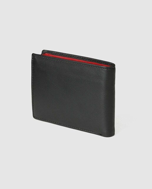 Cartera billetero de piel negra