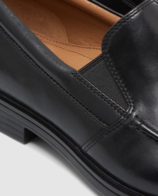 Mocasines de hombre Clarks de piel en color negro