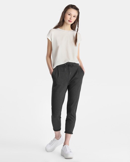 Camiseta básica de mujer Vero Moda de manga corta