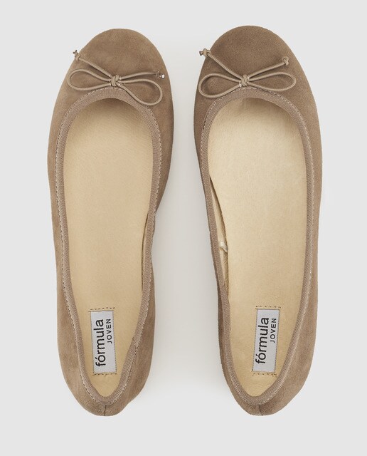 Bailarinas de mujerFórmila Joven de color beige con adorno de lazo