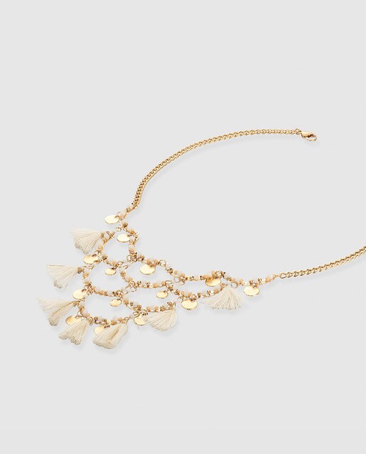 Collar El Corte Inglés blanco con pompones