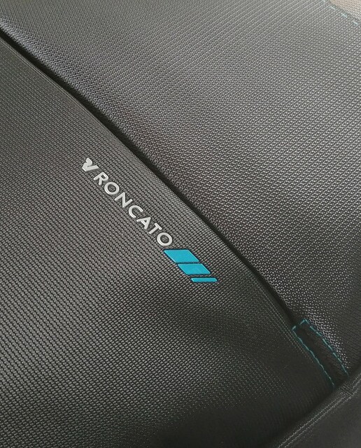 Mochila SPEED negra con cierre de cremallera