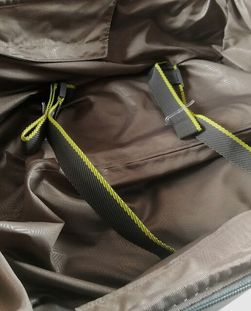Mochila SPEED gris oscuro con cierre de cremallera