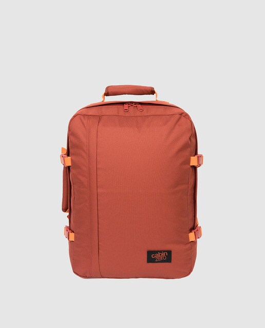 Mochila CZ061805 naranja, con capacidad 44 L