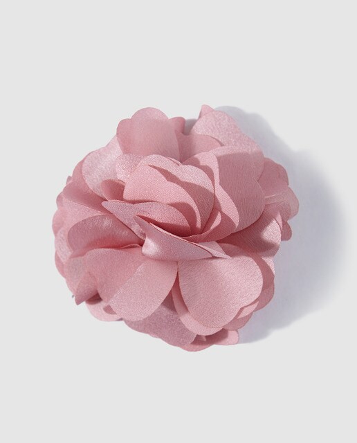 Pinza con flor grande rosa