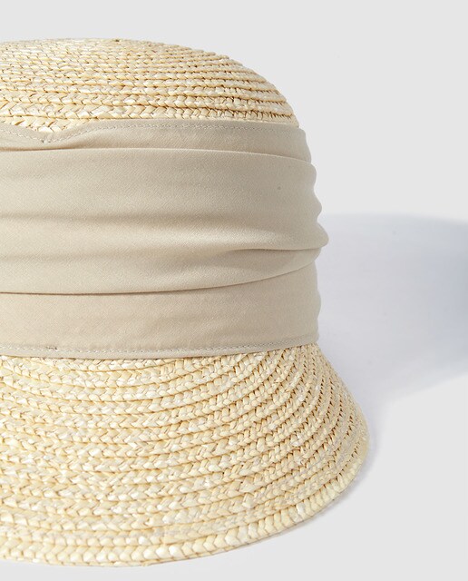 Gorra de mujer en paja natural