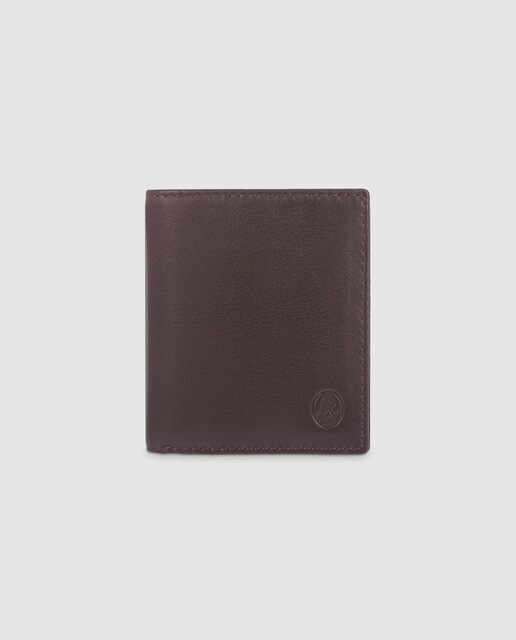 Cartera vertical de hombre en piel de color marrón con monedero