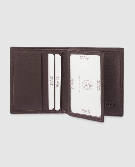 Cartera vertical de hombre en piel de color marrón con monedero